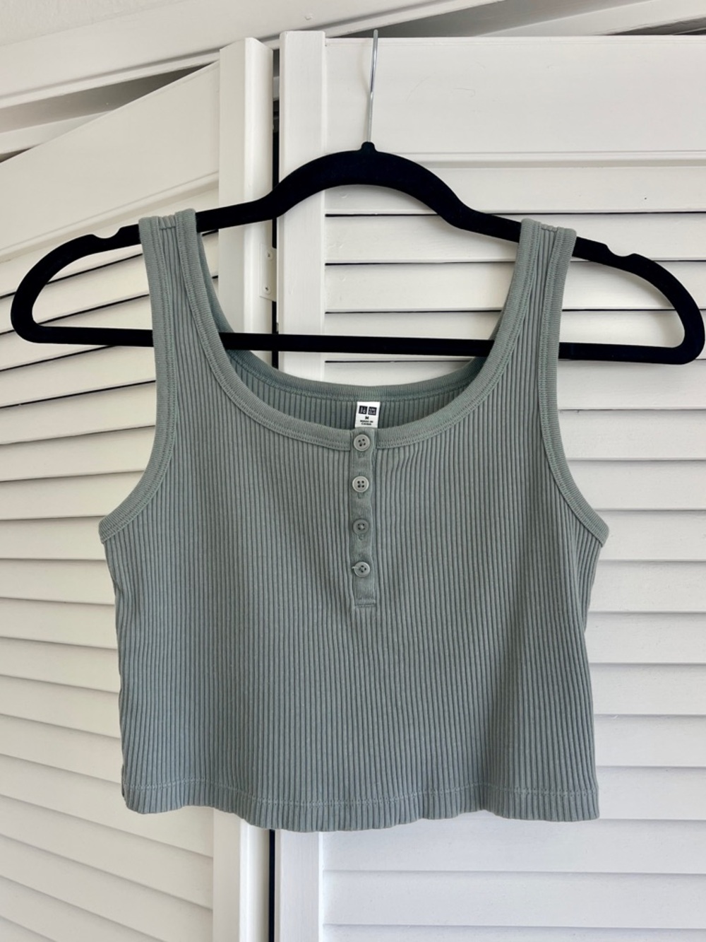 Uniqlo Ribbed Henley Crop Tank Top - Sage Green